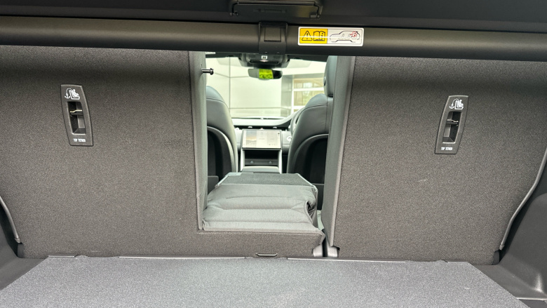 Land Rover Discovery Sport 1.5 P270e Metropolitan 5dr Auto [5 Seat] Station Wagon